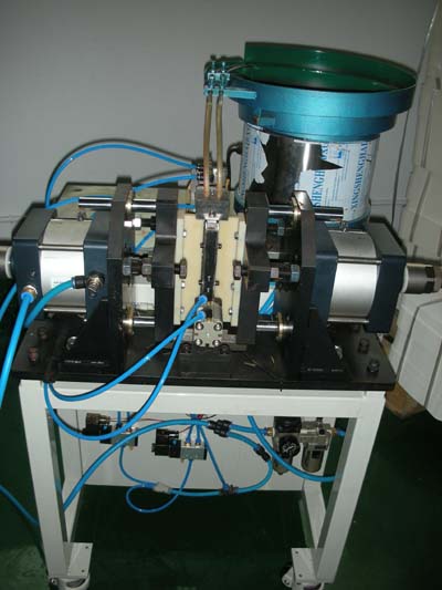 管子自動(dòng)壓扁機